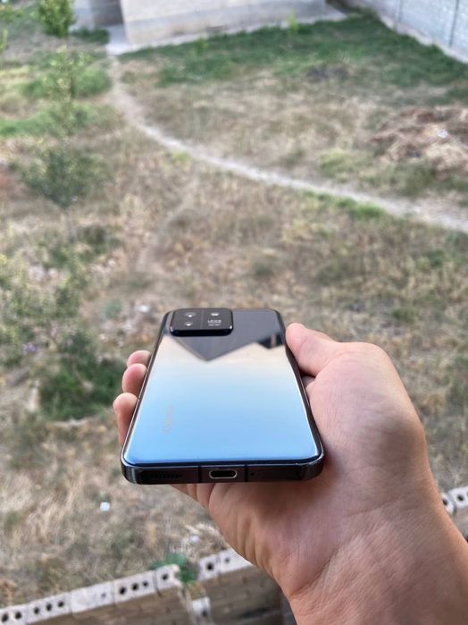 Xiaomi 13 8/256 идеал