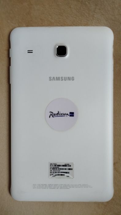 Ipad 4 mini 16gb и Samsung планшет