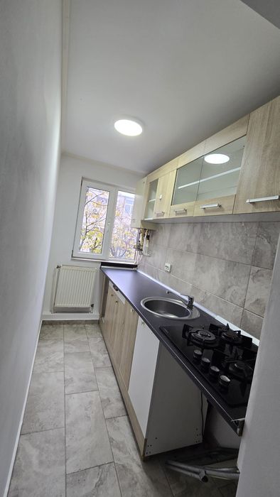 Închiriez apartament 2 camere