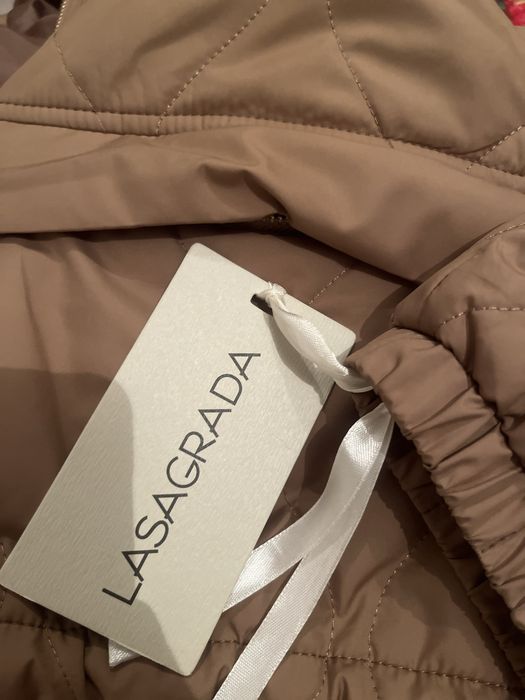 осенняя     куртка     4 2 + 6 .                                     .