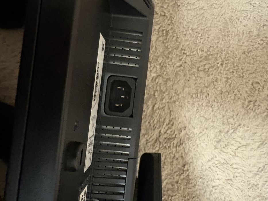 Vand monitor folosit Hp