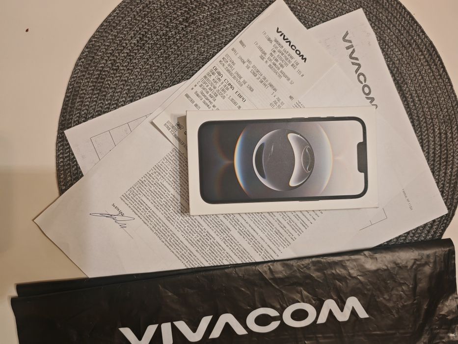 Iphone 16 E black НОВ