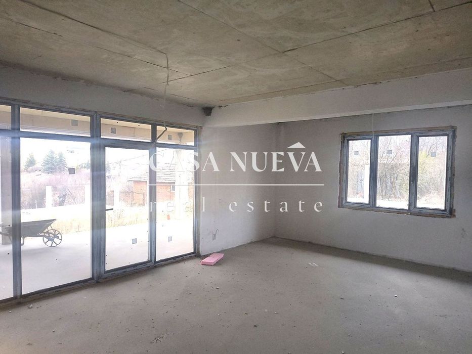 Продава се Къща в с. Долна Диканя, Област Перник - 302 кв.м за 828 €/кв.м - Снимка #3