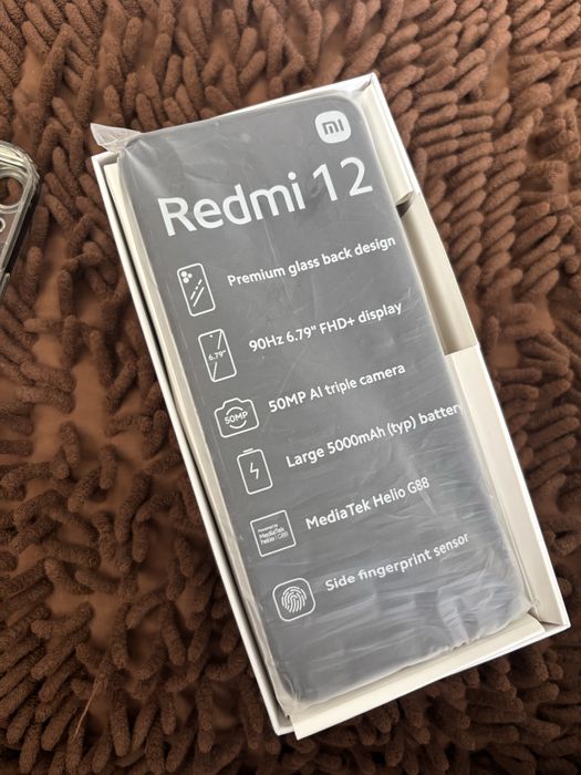 Продам телефон редми 12 8/256GB