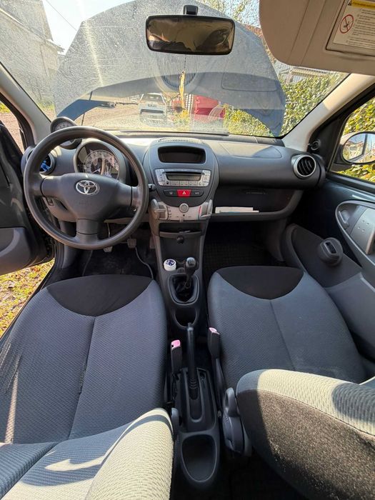 Toyota Aygo AB1 benzina, 5 uși, 2006 – economică, ideală pentru oraș