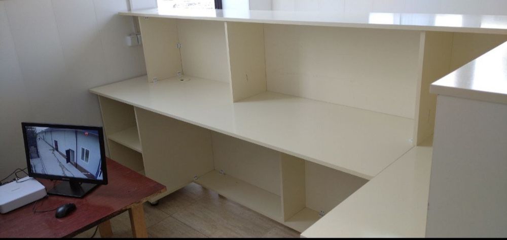 Ресепшн барний стойка