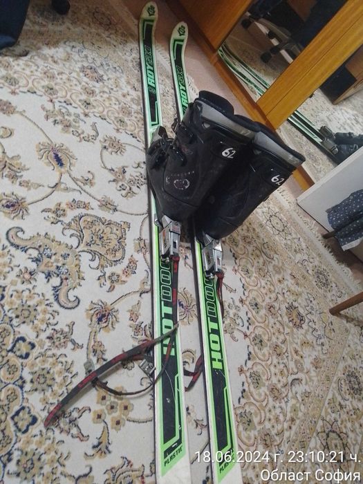 Ски с автомати И Ски обувки