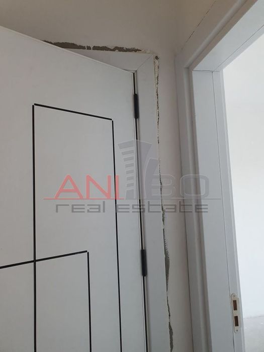 Продава се Двустаен апартамент в Варна, Левски - 69 кв.м за 1294 €/кв.м - Снимка #2