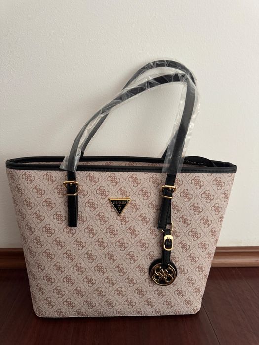 Geanta Guess de umăr