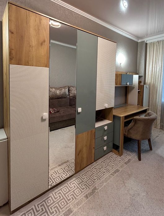 Подростковая стенка