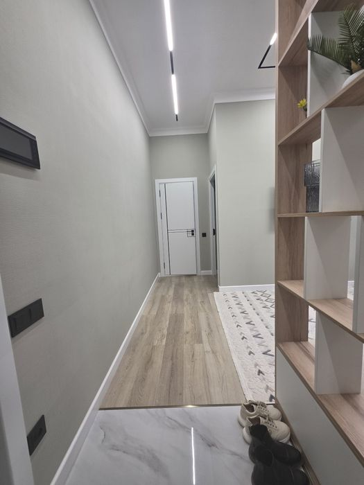 Квартира                       .