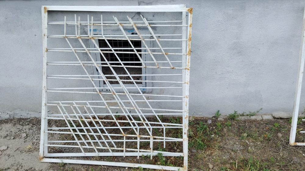 Оконные решетки продам