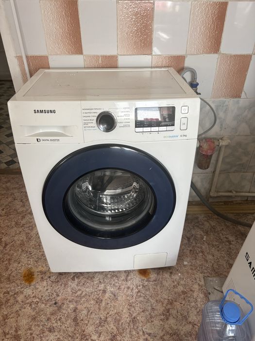 Продам стиралтную машину