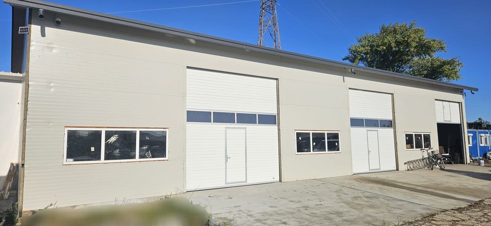 Vând hală cu birouri și teren betonat (50% cotă indiviză), Odobești,VN