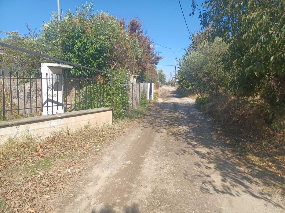 Продава къща с площ 50м2 с двор 160м2 в Паралия Врасна, Северна Гърция