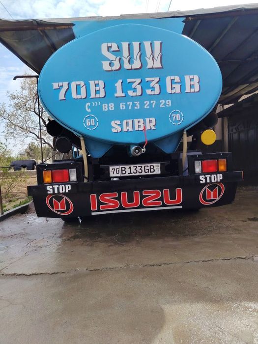 Isuzi vodovoz  6500 ltr  2010 yilda ishlab chiqarilgan
