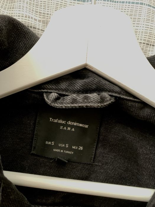 Zara- oversized якета