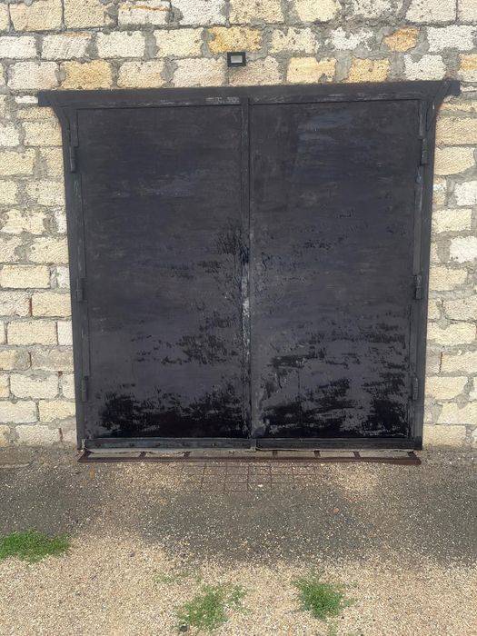 Продам ворота для гаража