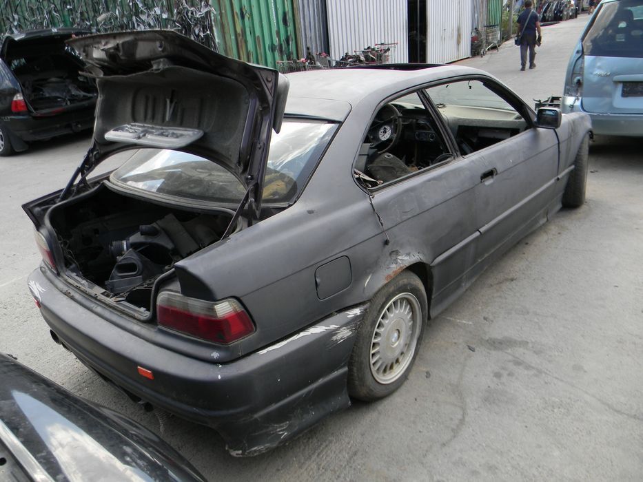Dezmembrari BMW 3 (E36) (1990-2000) 320 i Benzina