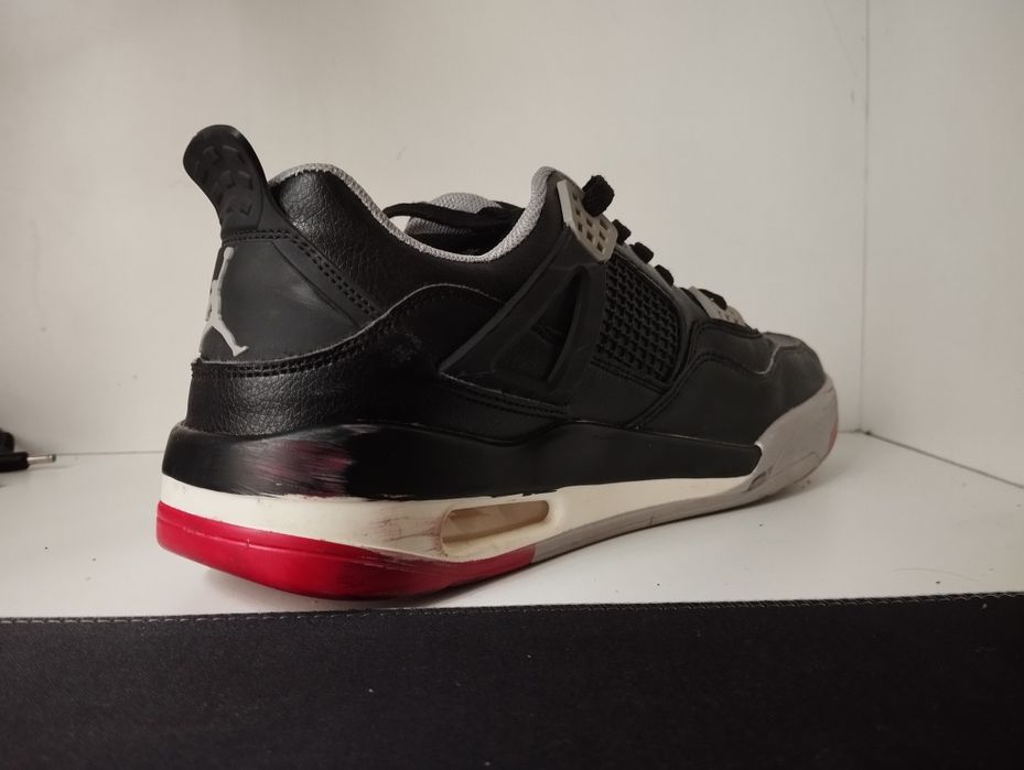 Nike Air Jordan 4