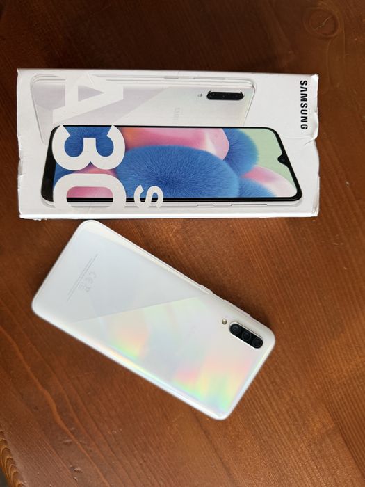 Samsung A30S.