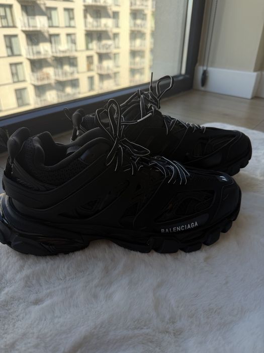 Balenciaga Track
