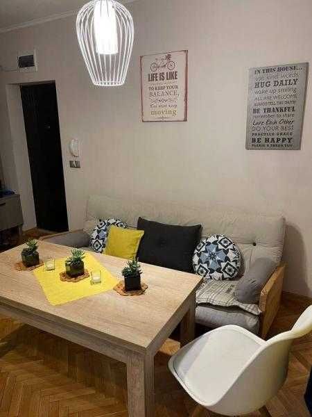 Луксозен двустаен апартамент в центъра на града!