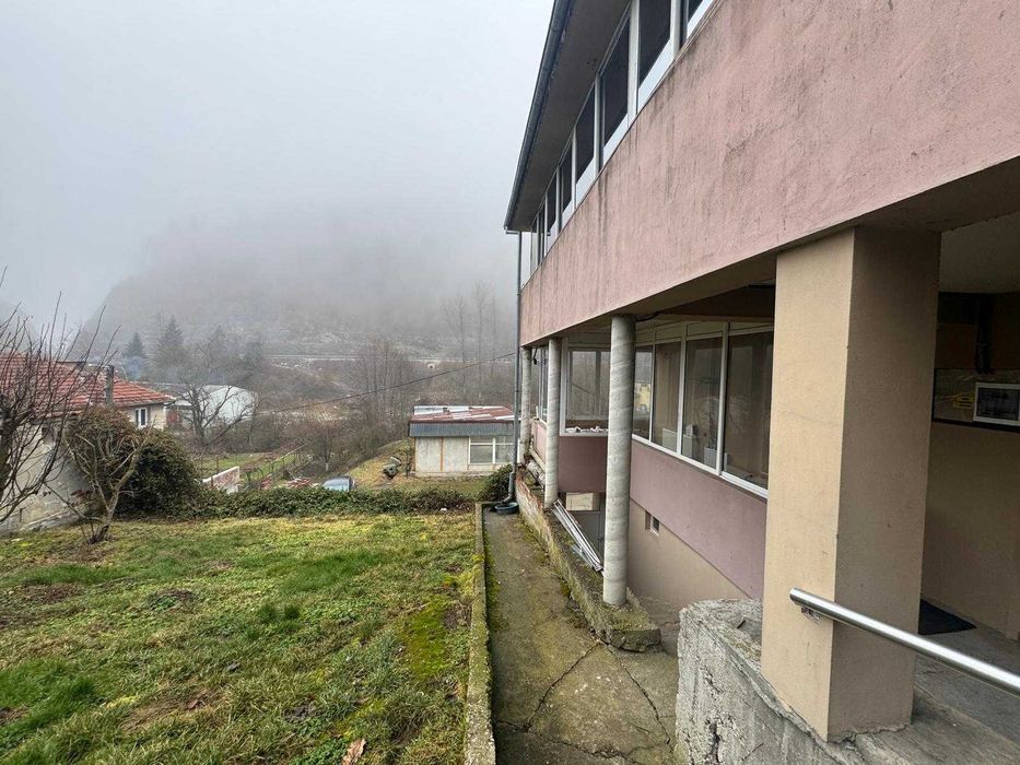 Триетажна Къща гр. Габрово, Хаджицонев Мост