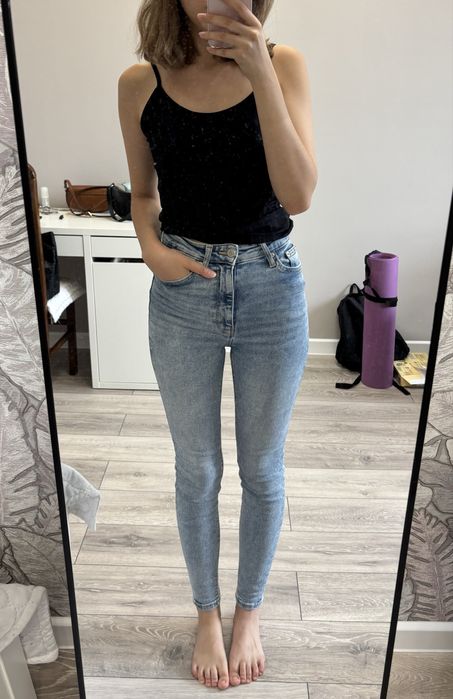 Скинни джинсы Zara