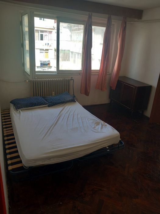Inchiriez Apartament 2 camere , Zona Nord Republicii , Rm.Valcea , Doar la muncitori sau la zi / ora