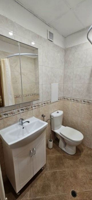 Дава се под наем Двустаен апартамент в София, Гео Милев - 70 кв.м за 597.21 € - Снимка #4