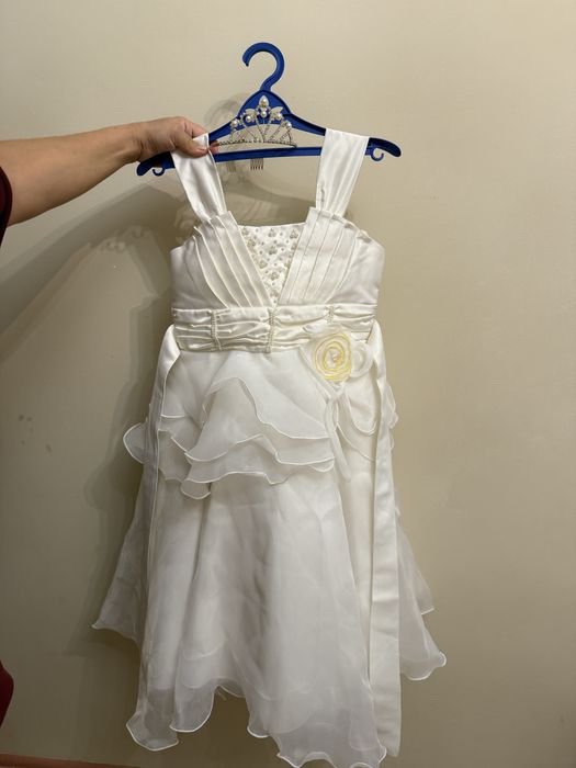 Платье детское праздничное