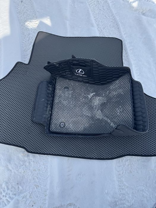 Полики/коврики lexus