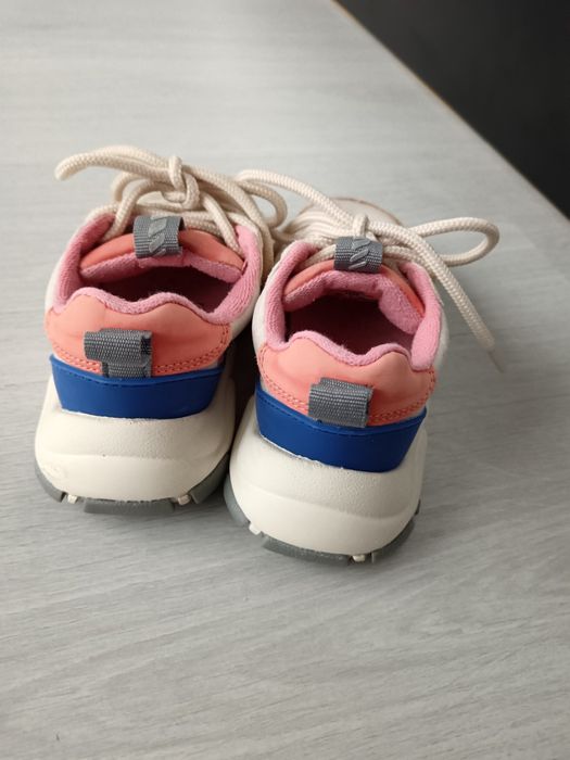 Детски маратонки на ZARA, номер 25