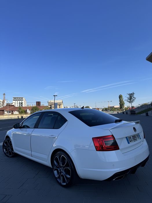 SKODA Octavia 2015 — imagine 3