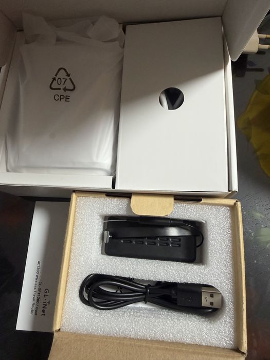 Casca de copiat+camera video mica+router pt wi-fi