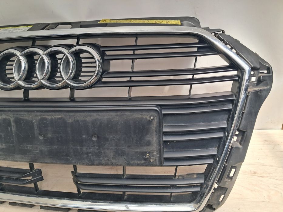 Грил решетка радиатор Audi A3 S Line 8V 2015/2022г