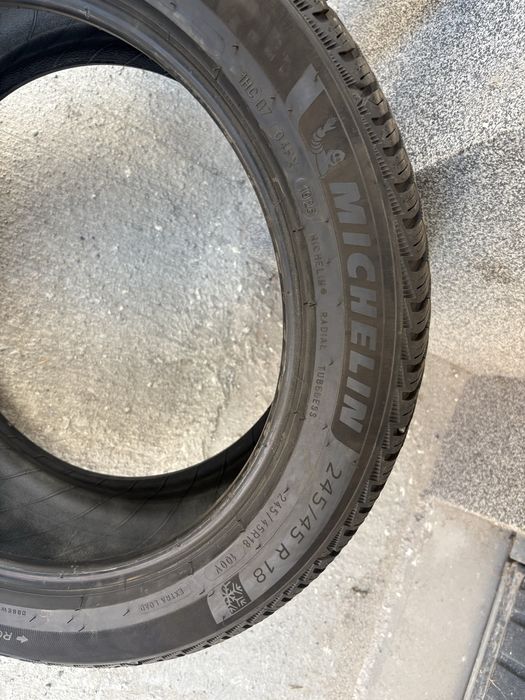 Michelin Alpin 245/45/18