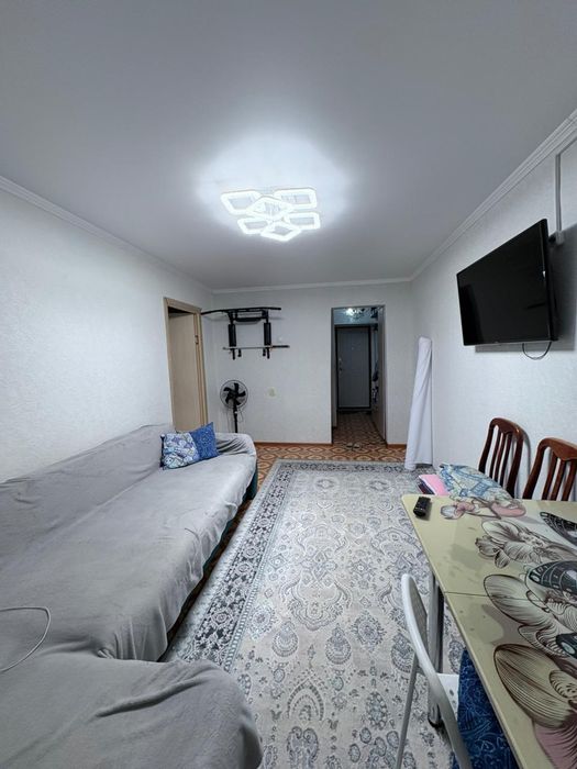 Продам 2 ком.квартиру Маясова 31А