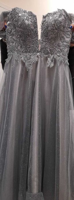 Запазена бална рокля