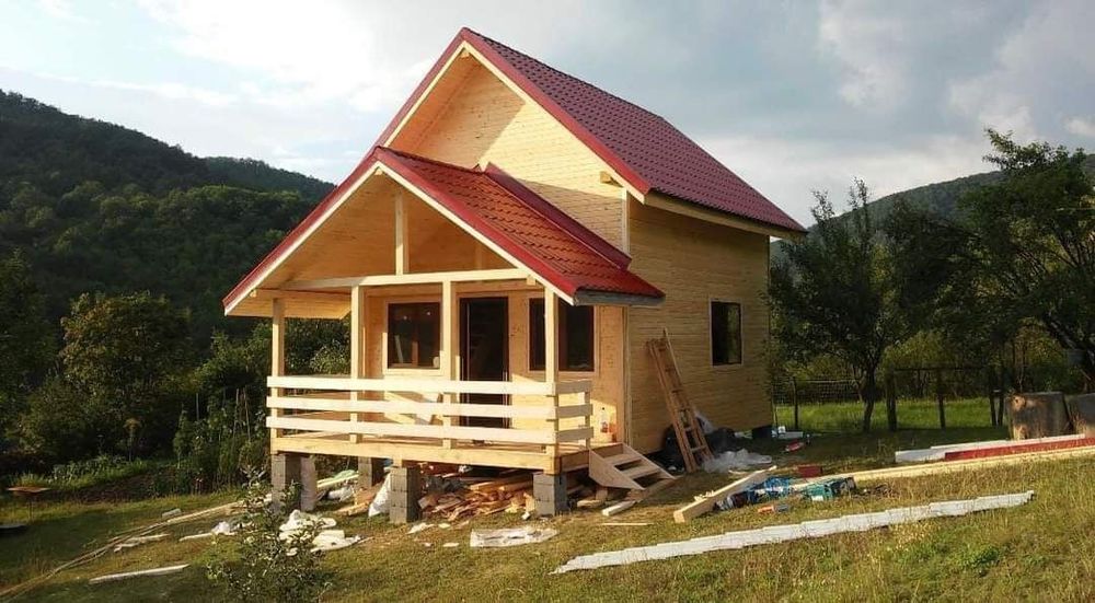 Executam case din structura metalica si panou sandwich