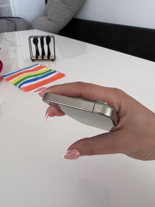 iPhone 15 pro 128 GB