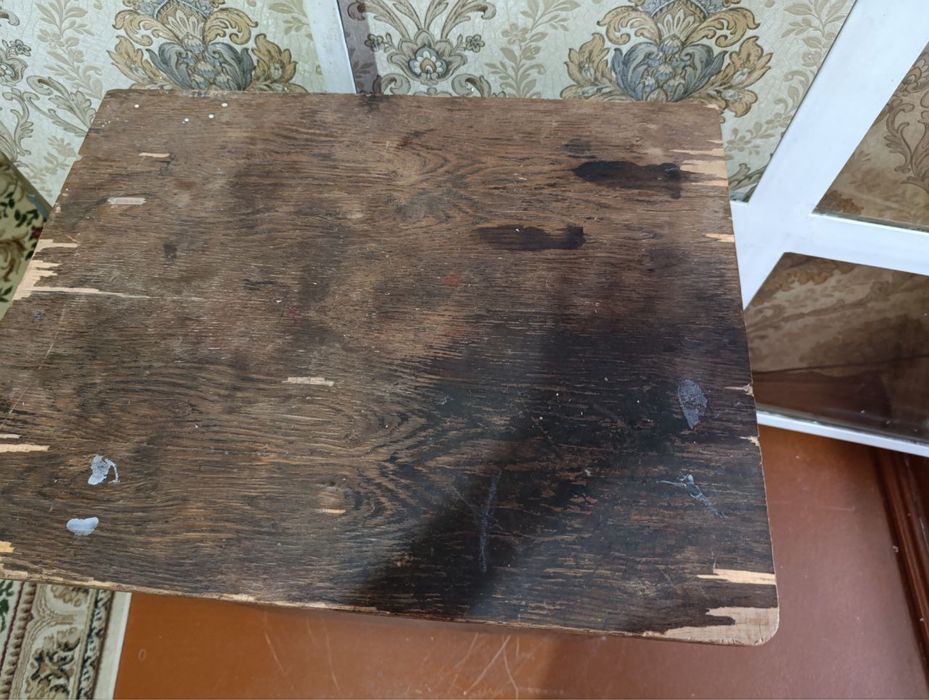 Продам швейную машину Lada 236.