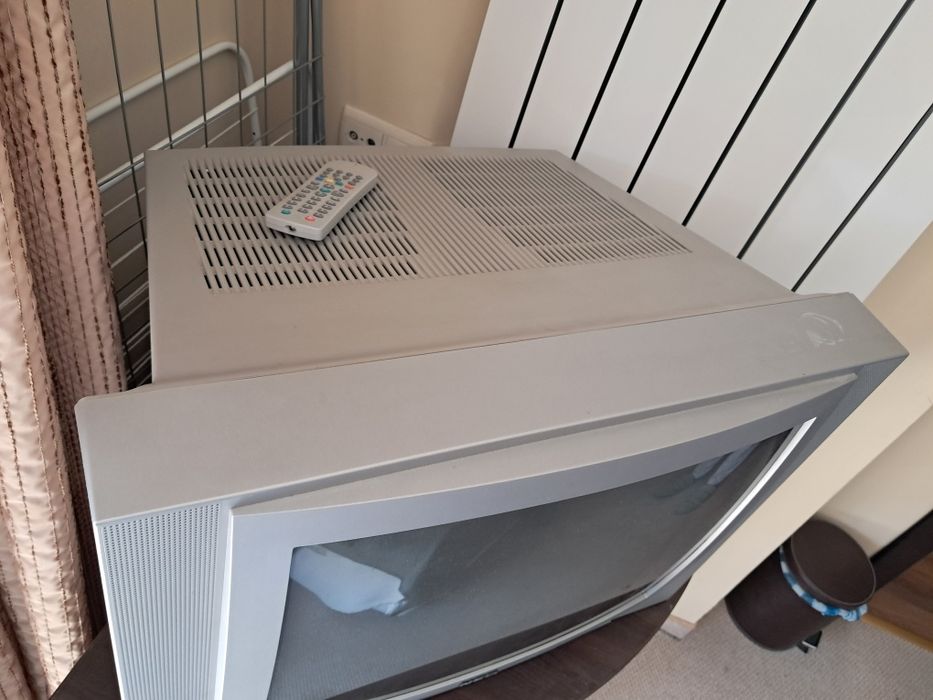 Подарявам телевизор Neo