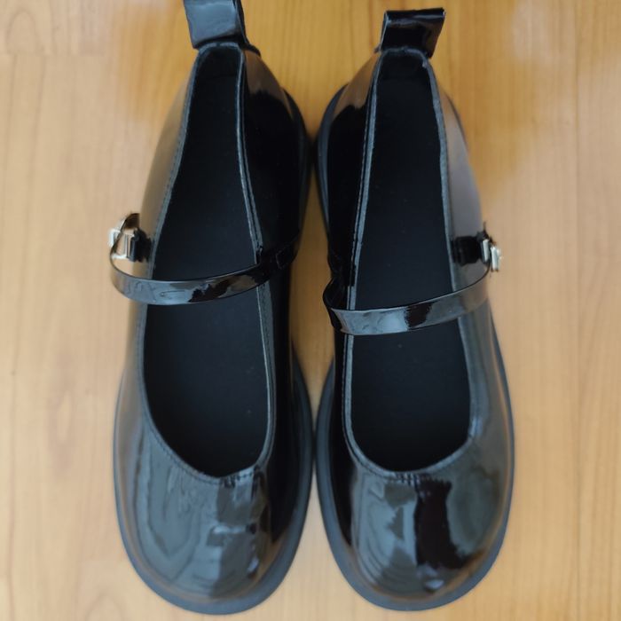 черные туфли 39 размера