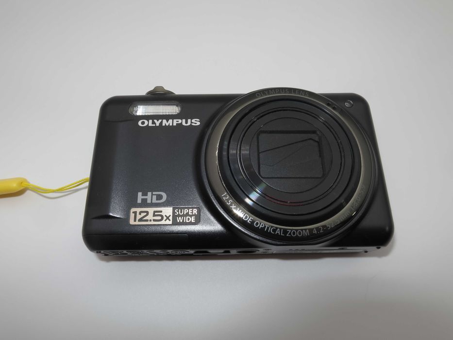 Olympus VR-325 компактен цифрова фотоапарат, дигитална камера с голям оптичен зум 12х, 14MP, отлично състояние като НОВО
