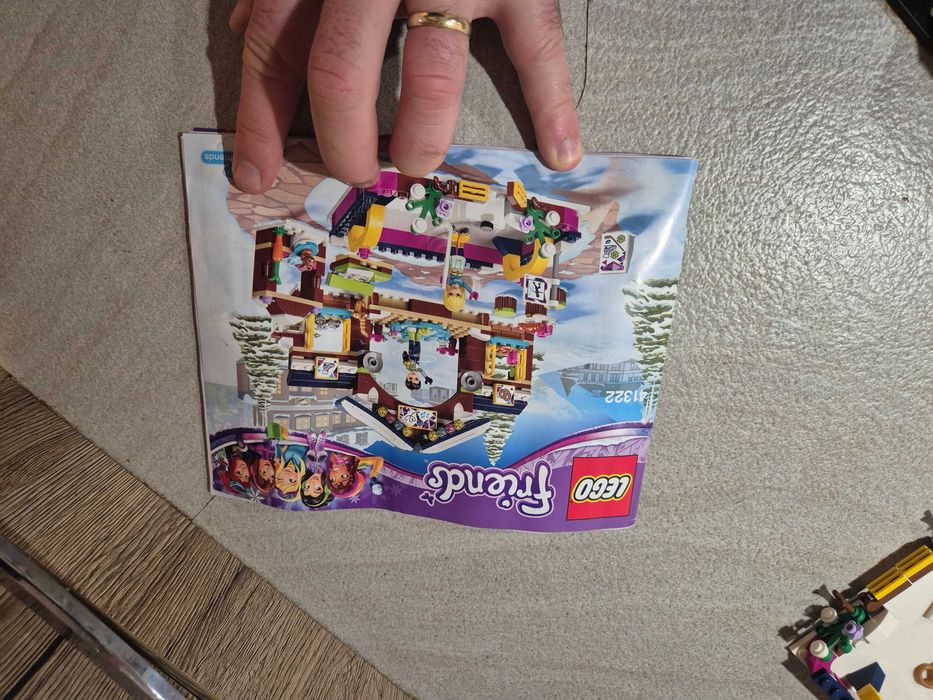OCAZIE - LEGO Friends 41322 - Patinoar - 60% reducere, ca nou