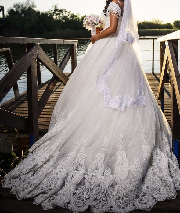 Булчинска рокля от турция