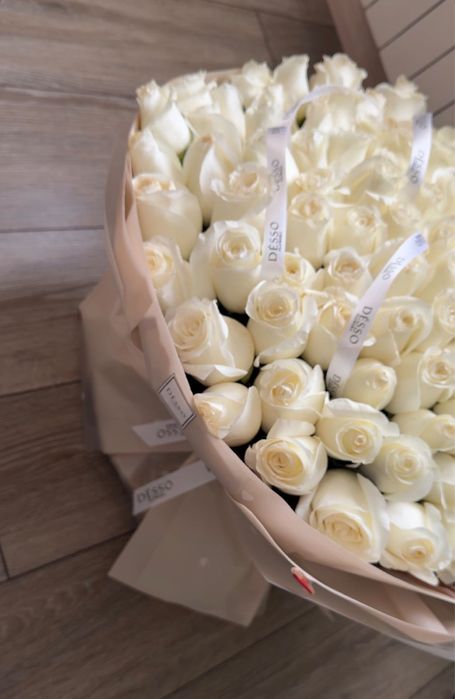 Букет белых роз