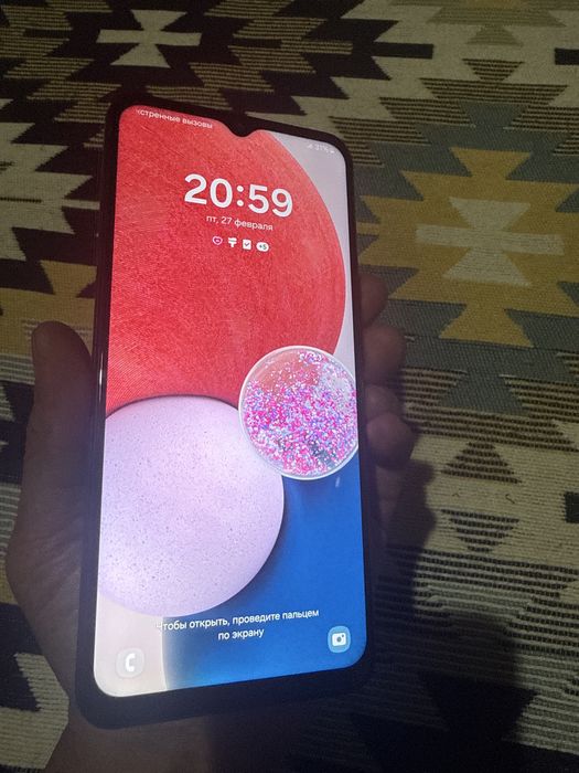 продам телефон Samsung A13